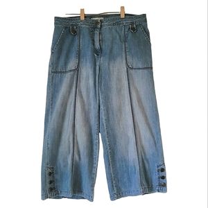 Crazy Horse by Liz Claiborne Vintage Wide Leg Mid Rise Medium Wash Capri Jeans